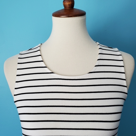 American Eagle Striped Open Back Swing Dress - Picture 4 of 12